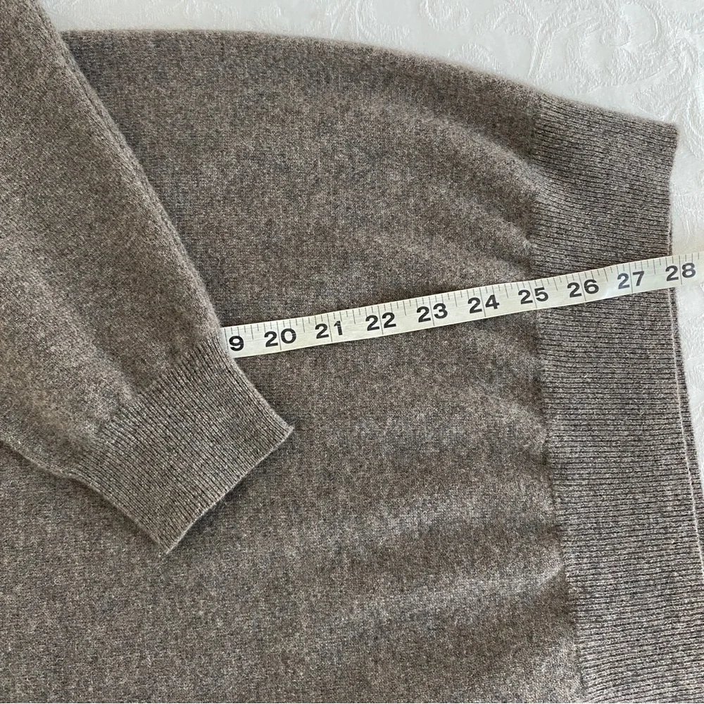 Paolo Mondo V neck brown Cashmere sweater